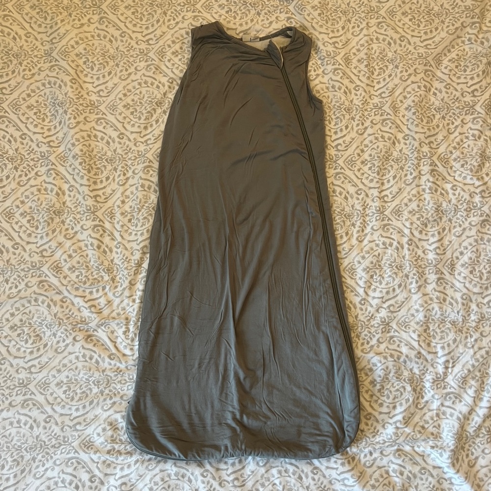 Kyte Baby Sleep Bag / sleepsack in "Chrome" (grey) 1.0 TOG, 6-18 months